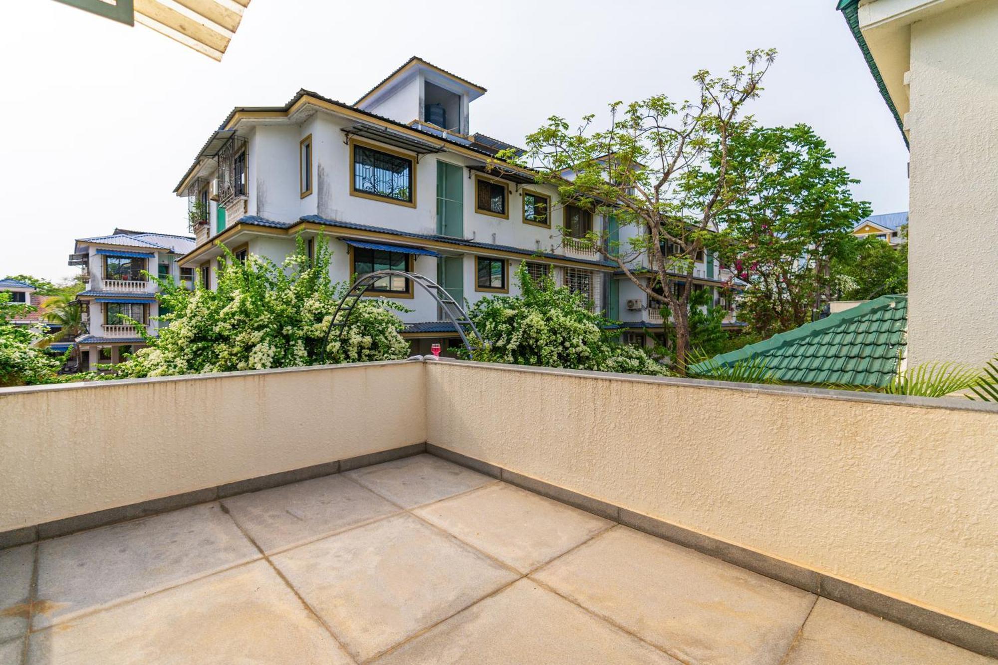 Вилла Elivaas 3 Bhk With Pvt Pool - Azalea Сиолим Экстерьер фото